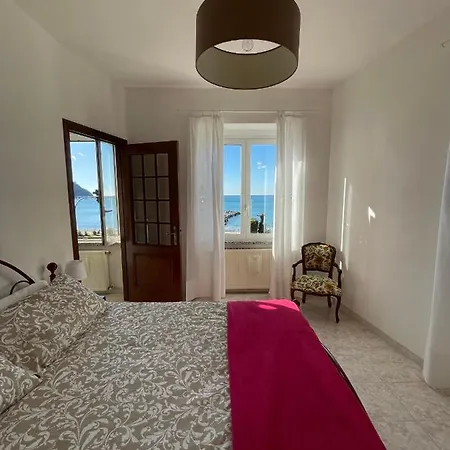 Finestre Sul Mare Tra Portofino E Le 5 Terre Apartment *